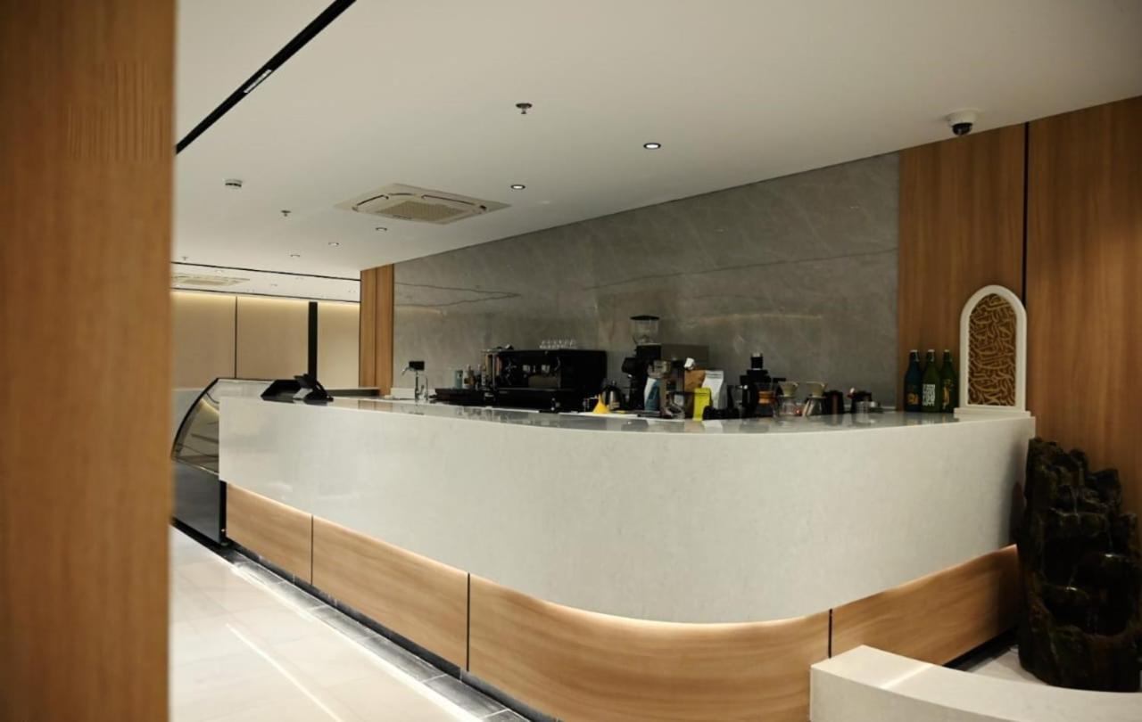 Elite Haven Hotel 3*